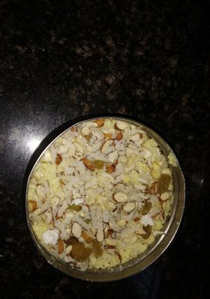 A picture of Semolina sheera(Halwa suji).