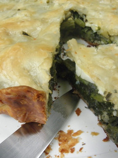 Una foto de Tarta de acelga y salsa blanca light