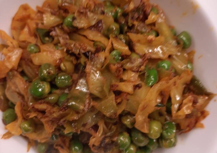 Cabbage with peas