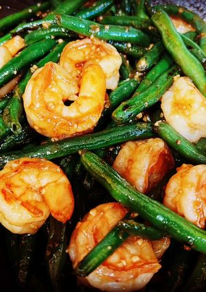 A picture of Stir-Fried Green Beans with Shrimp.