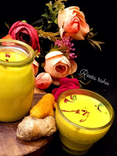 हल्दी वाला दूध (Haldi wala Doodh recipe in hindi) रेसिपी मुख्य फोटो