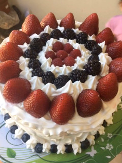 Una foto de Torta Helada con frutos rojos sin azúcar
