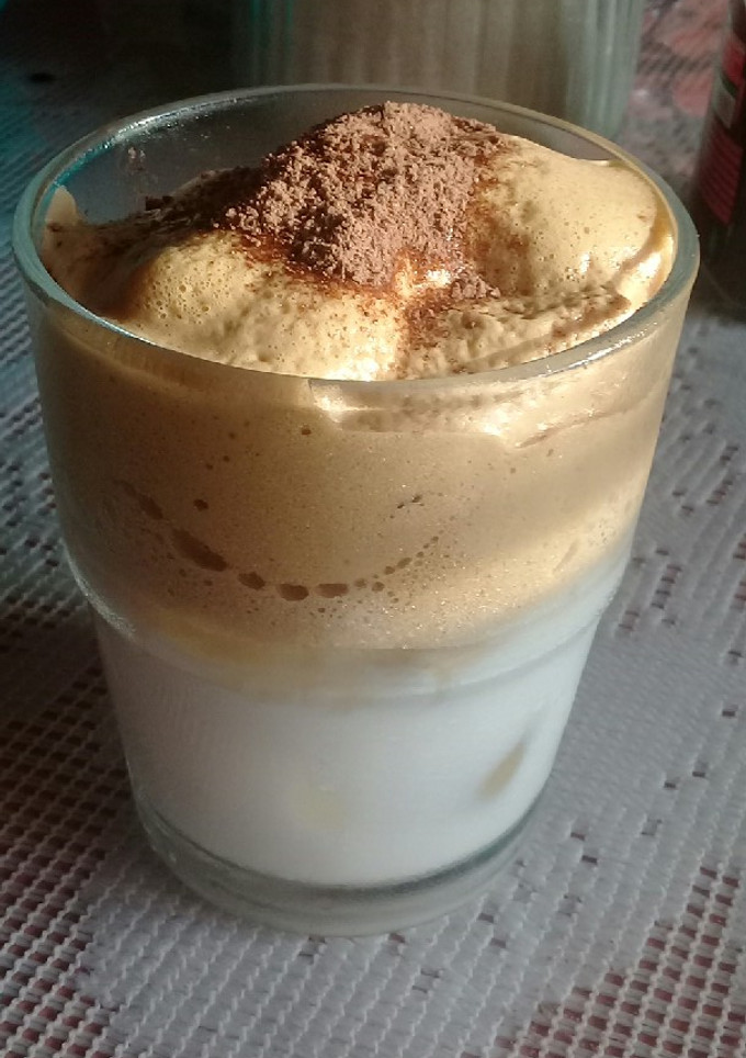 Una foto de Café frappé ☕❄