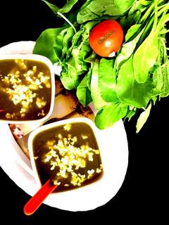 पालक टमाटर पनीरी सूप(Palak tamatar paneeri soup recipr in Hindi) रेसिपी मुख्य फोटो
