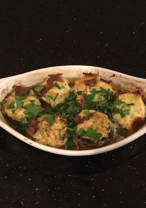 A picture of Crab Stuffed Mushrooms.