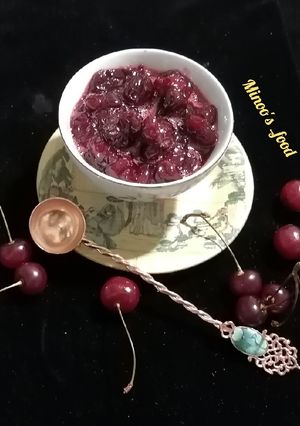 عکسی از دستور مربا آلبالو