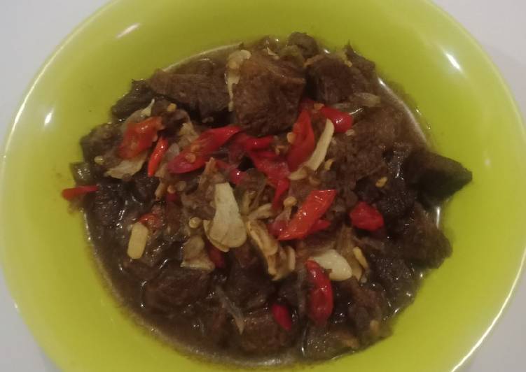 Garang asam daging sapi ala Jakarta