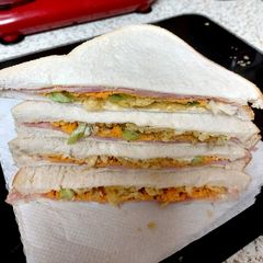 A picture of My Old Favourite Sandwich. My Comfort food 🥰🥰.