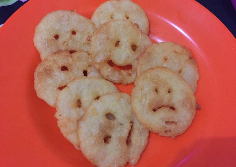 Cara Gampang Menyiapkan Smile potatoes yang Menggugah Selera