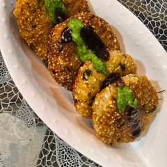A picture of Makhana sabudana tikki.