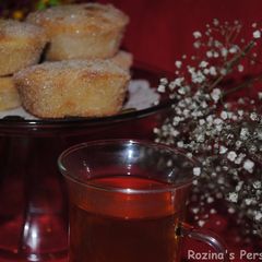 A picture of Butter-raisins donuts muffins.