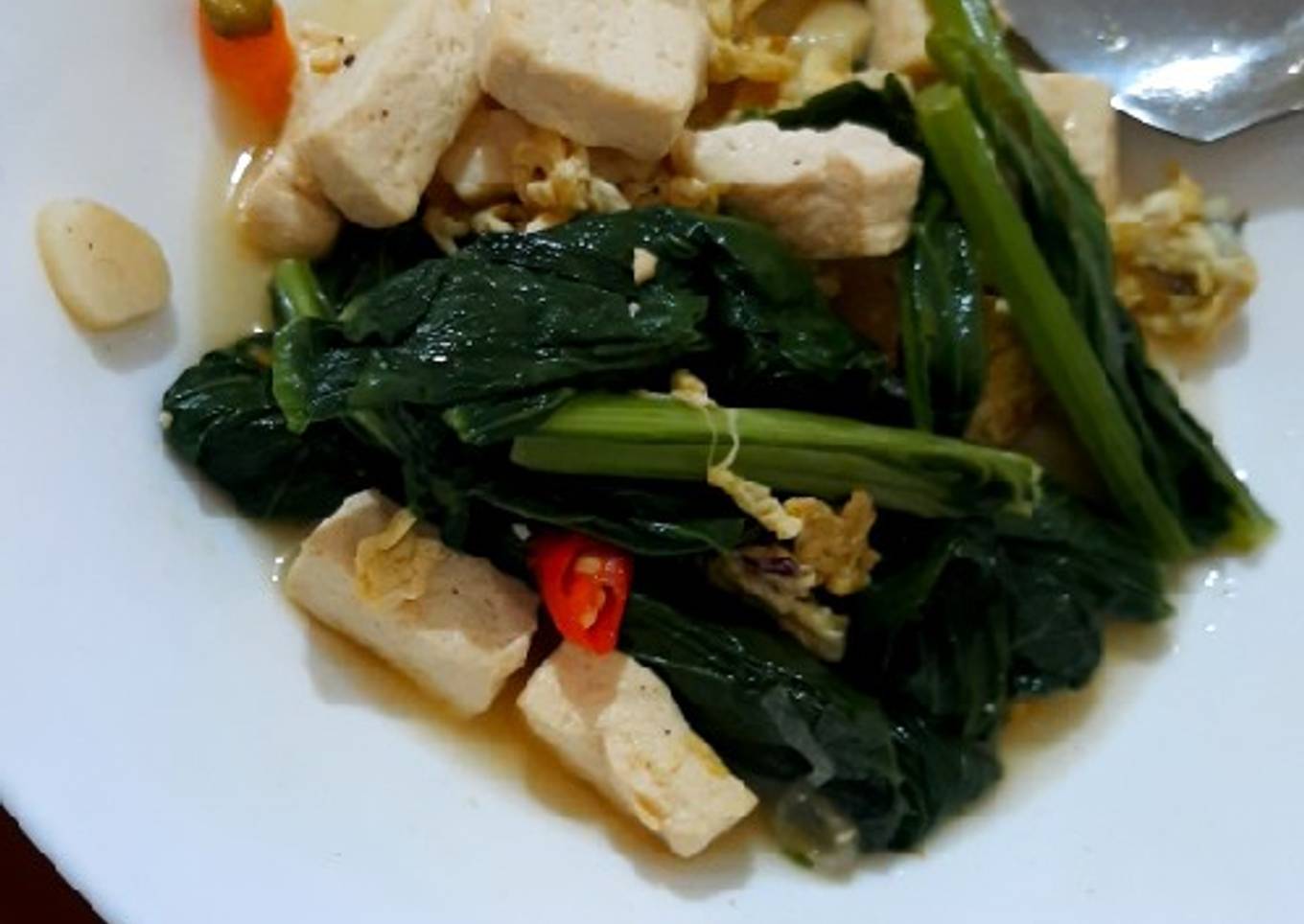 Tumis sawi dan tahu simple tapi enak