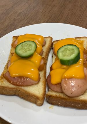 Hình của món Bánh mì xúc xích Phomai.