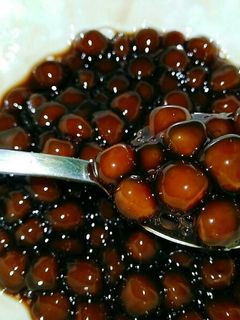 รูปของ สูตรทำไข่มุกกินเองง่ายๆด้วยของ2อย่างอร่อยหนึบหนับ