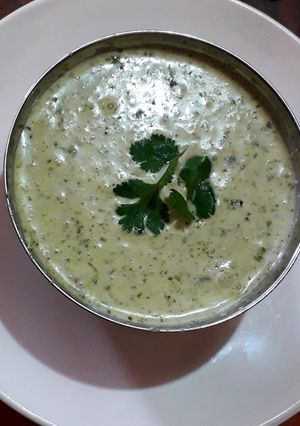 A picture of Coconut chutney.