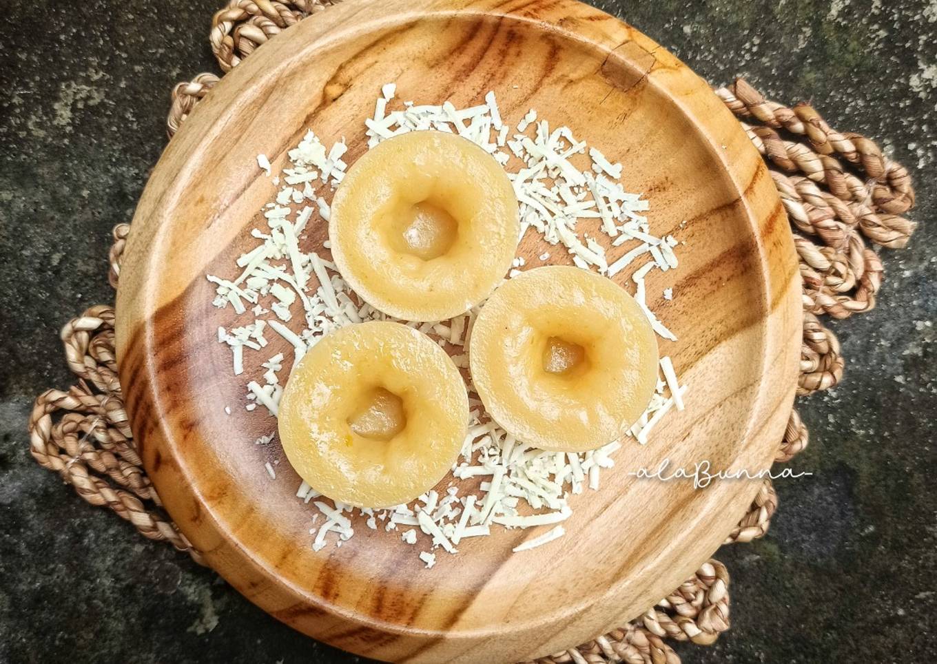 691. Kue Lumpang Ubi Oranye