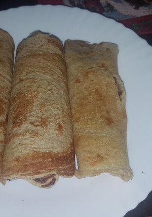 A picture of Oat/ banana pancakes.