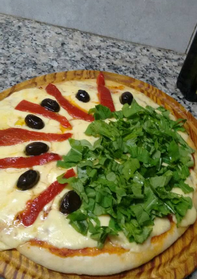 Una foto de Pizza casera fácil y rica