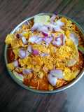 Ghugni, Aloochop Chaat