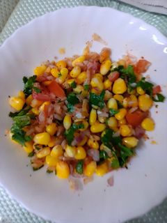 स्वीट कॉर्न चाट (Sweet corn chaat recipe in Hindi) रेसिपी मुख्य फोटो