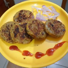 A picture of Moong daal Tikki.