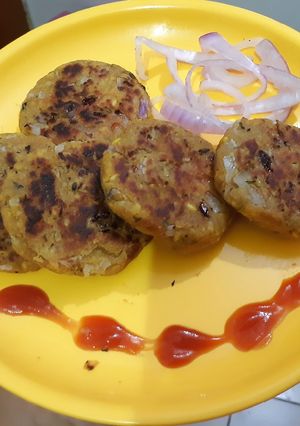 A picture of Moong daal Tikki.