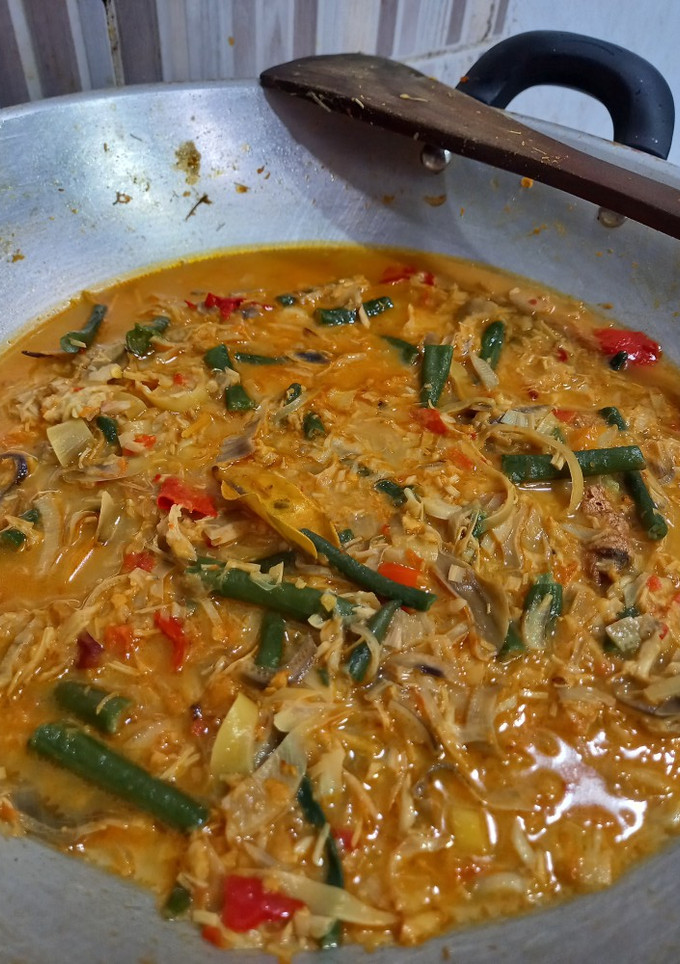 Foto resep Gulai jantung pisang😊ontong😁
