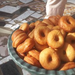 A picture of Doughnut 🍩.