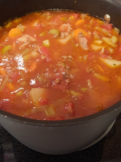 A picture of Hamburger Vegetable Soup.