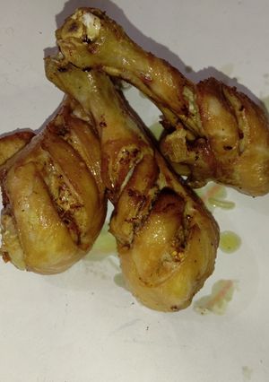 A picture of Fried chicken Legs.