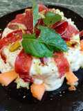 Risotto al Melone Fonduta di Brie Bresaola Pistacchi e Menta Fresca