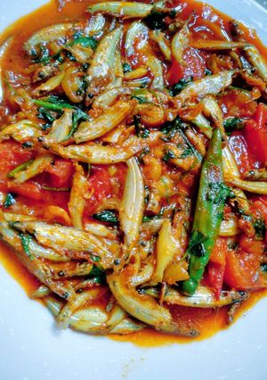ছোট মাছের চচ্চড়ি(choto maacher chacchari recipe in Bengali) রেসিপির প্রধান ছবি