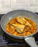 Cá Kho Dưa Cải Chua