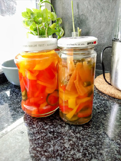 A picture of Thai Vegetables Pickle.