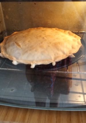 Una foto de Tarta de jamón, queso y verduras