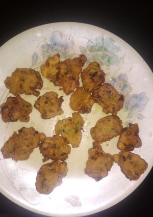 A picture of Green onion ke pakore.