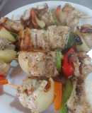 Brochets o pinchos de atún 🐟