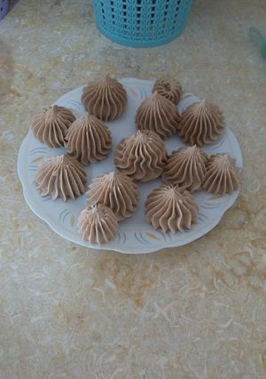صورة لوصفة كريمة الزبدة بذوق الكابوتشينو