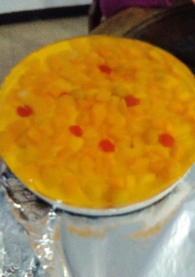 Una foto de Pay de queso y gelatina de frutas