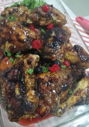 Una foto de Pollo en Salsa de Frutos Rojos