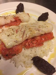 Una foto de Rollito de bacalao 🍅🍃🍅🍃🍚