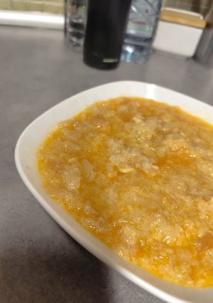 Una foto de Sopa de Pan con Cebolla