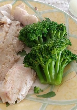 Una foto de Filete de merluza al limón keto