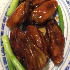 A picture of Braised Oysters in Honey Sauce 蜜盞金蠔.