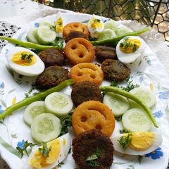 A picture of Harabhara kebabs.