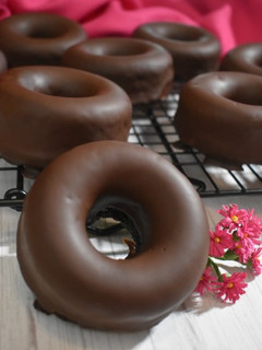 Una foto de Donuts de calabaza muerte por chocolate