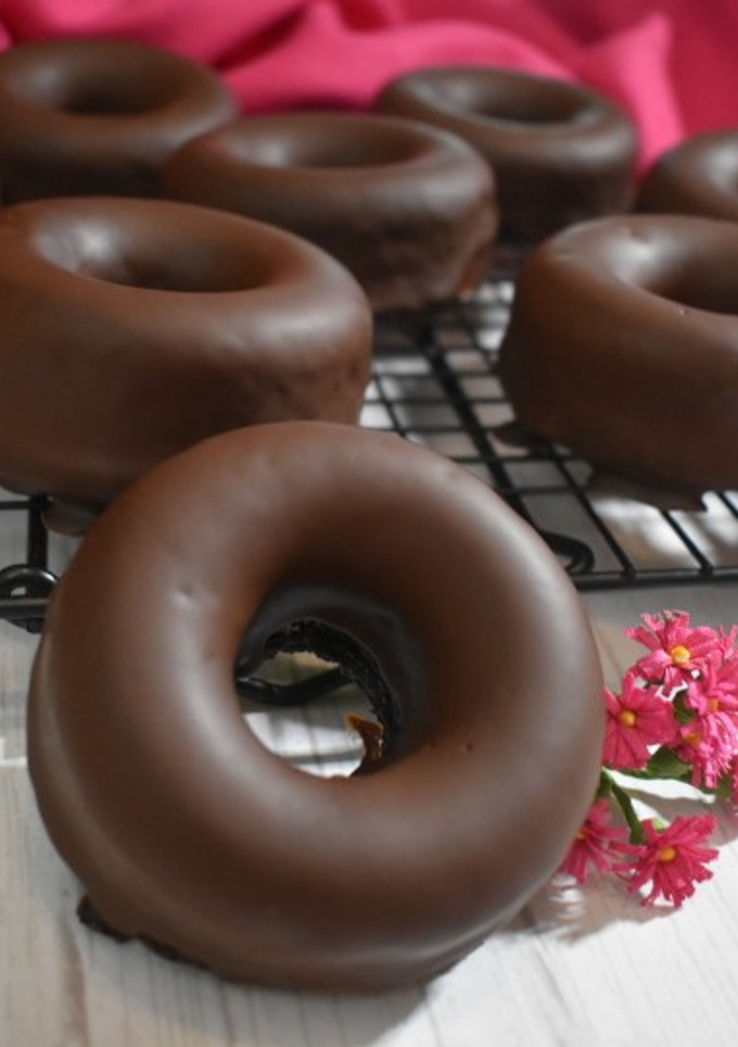 Una foto de Donuts de calabaza muerte por chocolate