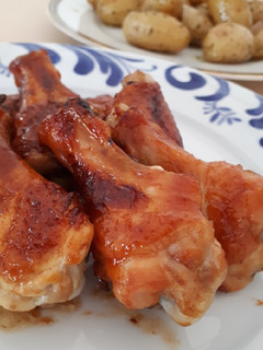 Una foto de Alitas de pollo al horno con miel