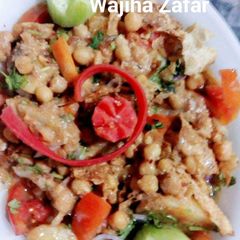 A picture of Chana Batata Chutni Chat.
