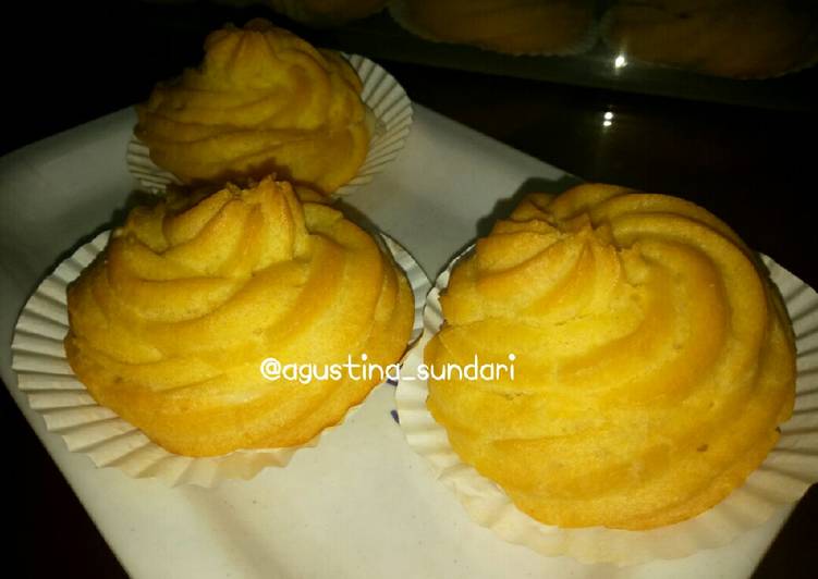 61. Kue Soes/ Sus isi Vla